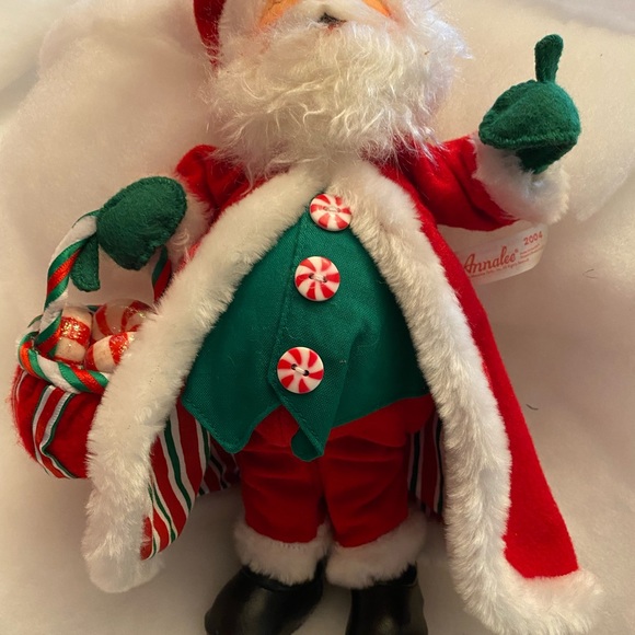 ANNALEE Collectible Santa  9” Peppermint Santa with Basket - Picture 7 of 14